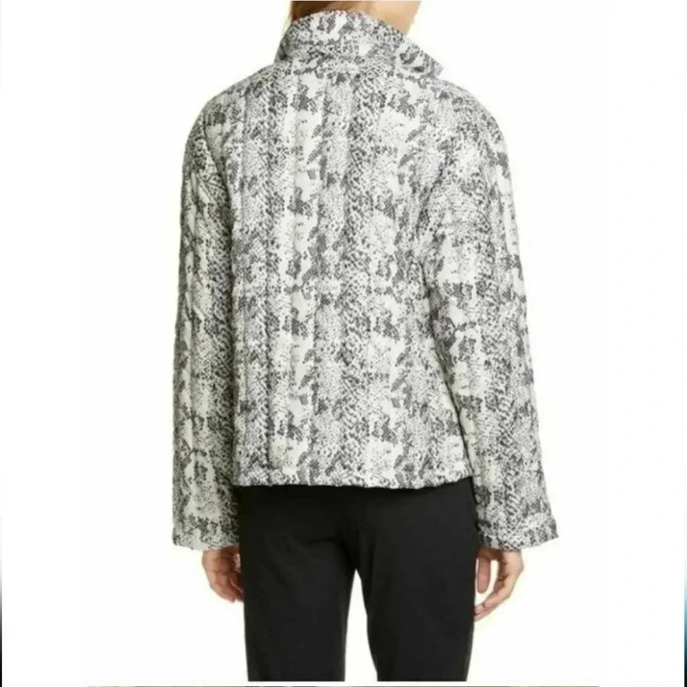 Atm Animal print feather down boxy puffer jacket size Medium - Picture 10 of 12